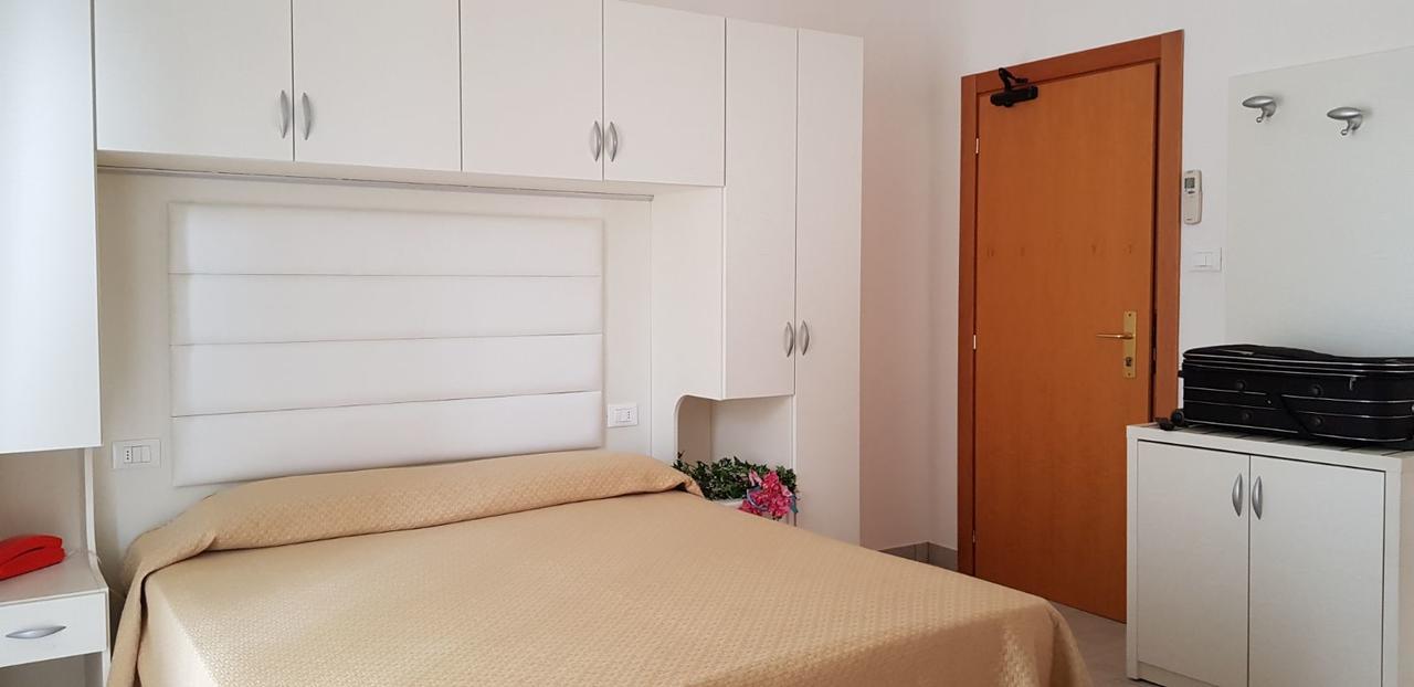 Hotel Basilea Bellaria-Igea Marina Eksteriør bilde